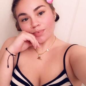 Meet your Posher, Gabriela